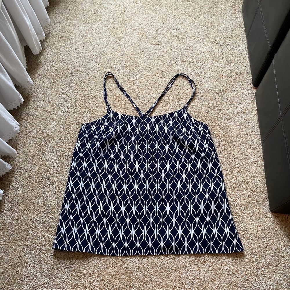 NWT Banana Republic Navy & White Top
